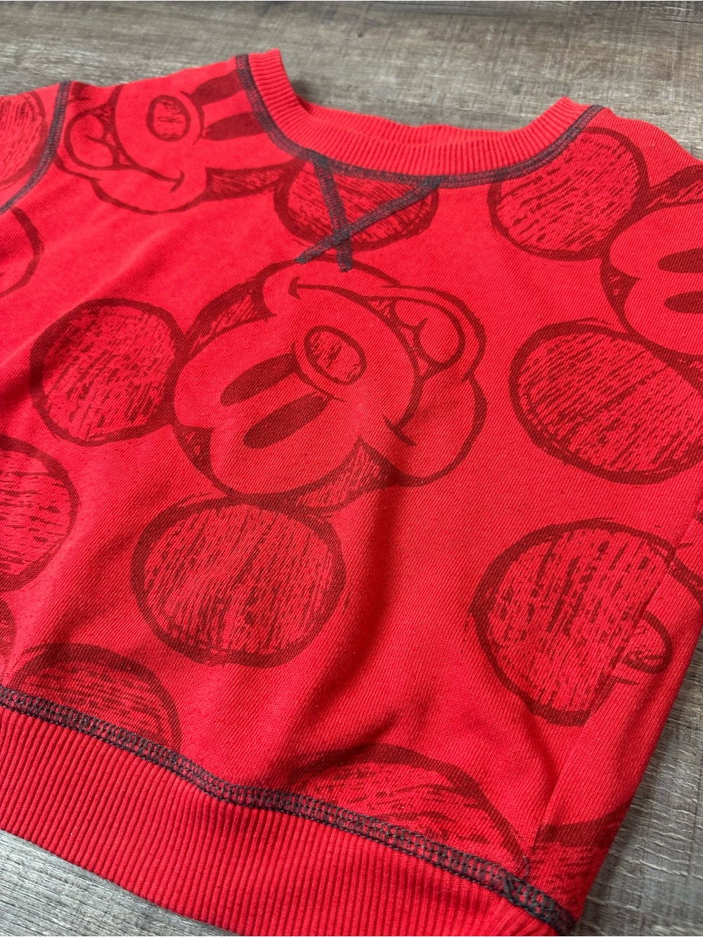 Red Mickey Mouse Graphic Shirt 3T Disney 100 Cotton/Polyester Blend